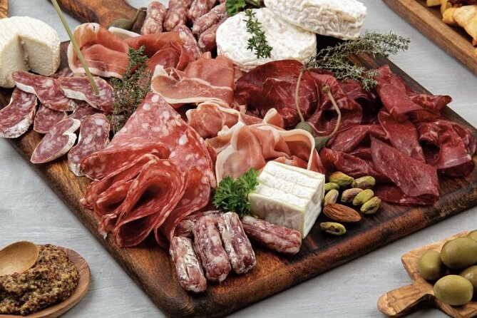 Private Bruges Food Tour: 8 Tastings of Local Delicacies - Chez Vincent serves the Belgian fry course