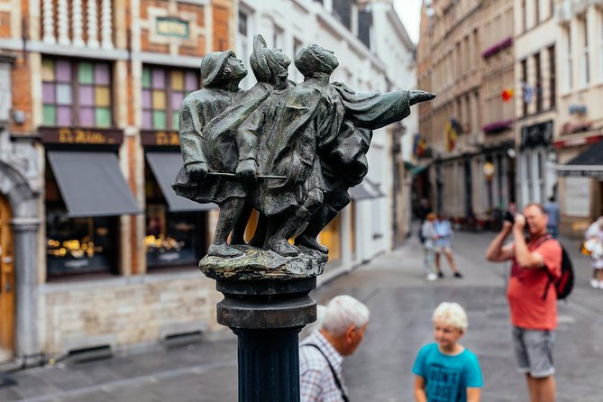 Private City Kickstart Tour: Brussels - Maison Dandoy and the Belgian food conversation