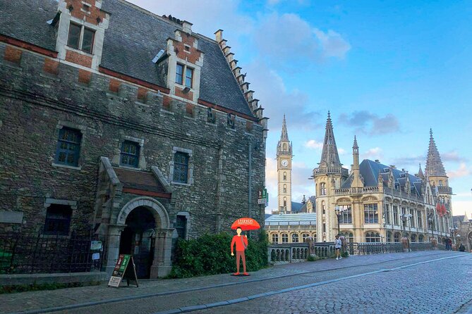 Private Historical Tour: The Best of Ghent - Werregarenstraat, from graffiti problem to public outlet