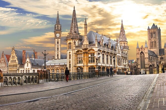 Private Tour: The Dark Side of Gent - Prinsenhof and the lost palace