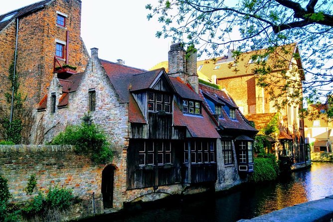 Private Transfer from Brussels Airport to Bruges By Business car - Key points to know before booking