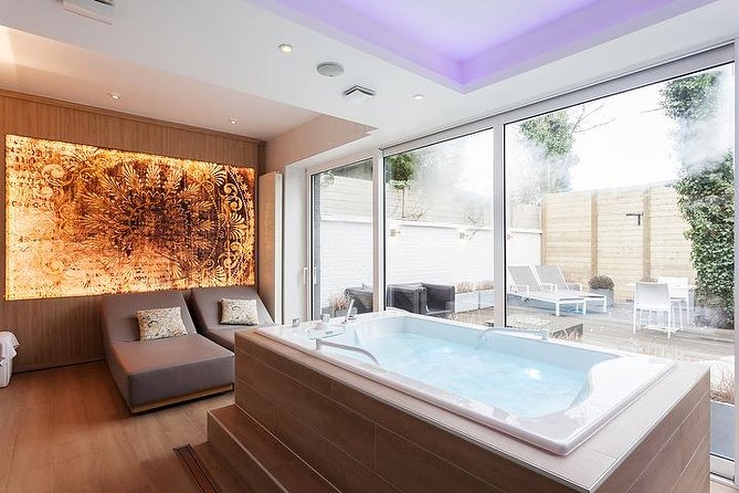 Private Wellness (3 hours) - What you can use: jacuzzi, sauna, hammam, and more