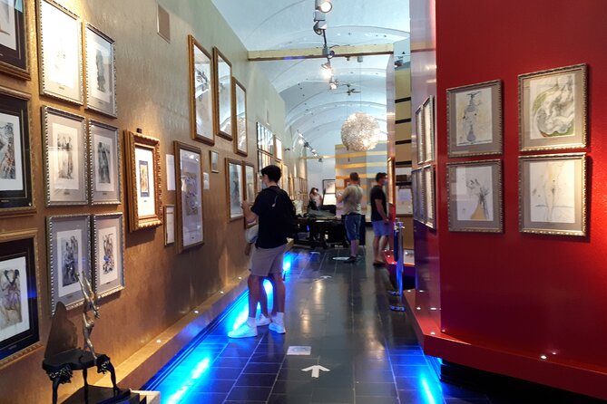 Salvador Dalí Exhibition in Bruges Admission Ticket - How long to allow for the visit