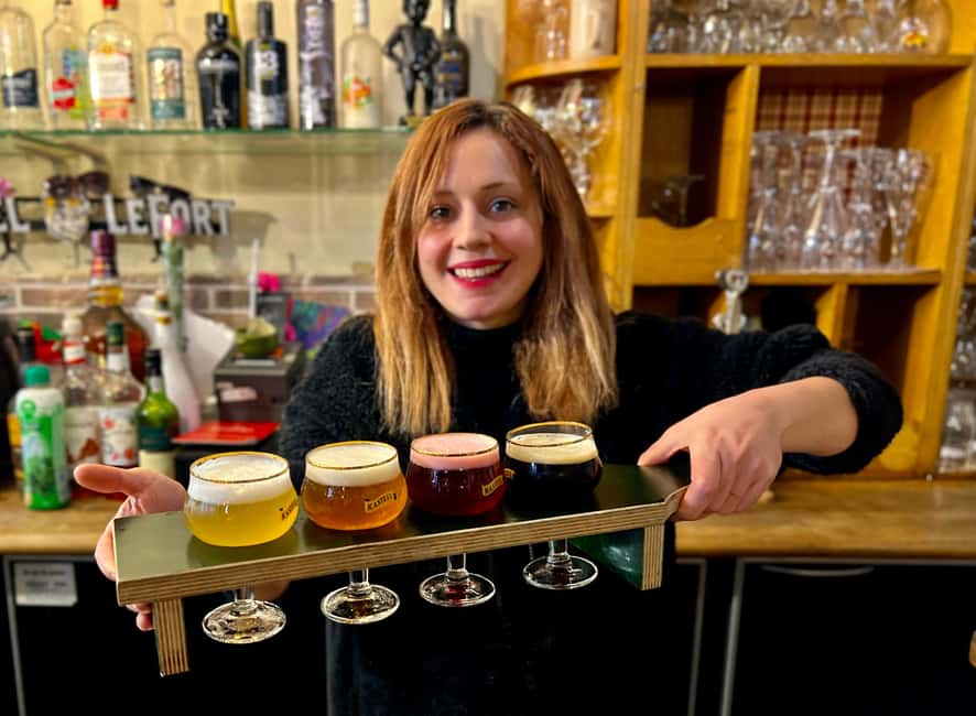Secret Food Tours Brussels - Meeting at the orange umbrella