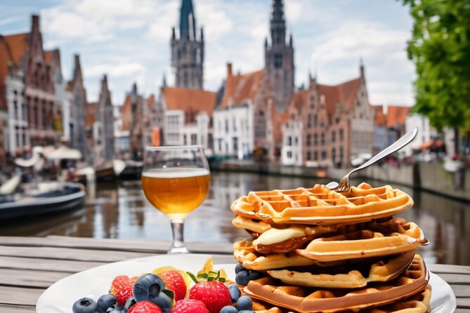 Stress-Free Bruges for Cruise Passengers with opt. Canal Cruise - Entering Bruges through Minnewater Park