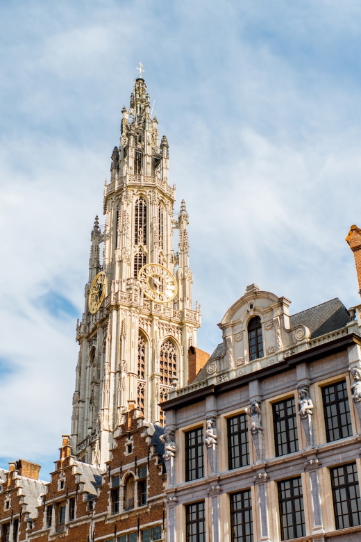 Surprise tour of Antwerp guided by a Local - The Port House brings a modern turn