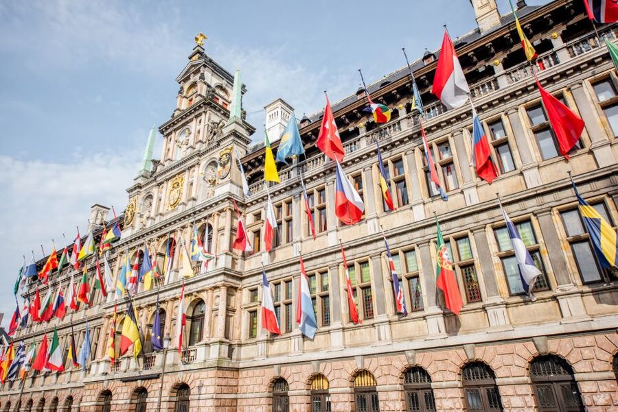 Surprise tour of Antwerp guided by a Local - Booking flexibility and practical limits