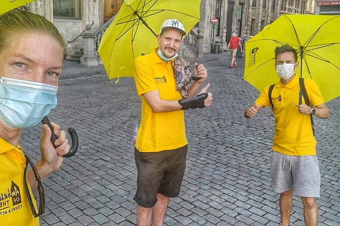 Tell Me About Brussels! | First Day Must-Do | Local Storytellers - Group Size, Pace, and Meeting Details