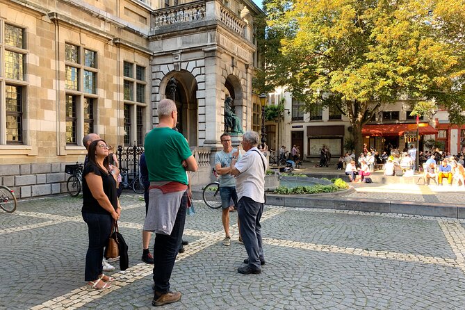 Walking Tour: Highlights of Antwerp - Vlaeykensgang, a quiet turn off the main streets