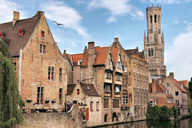 Walking tour of Bruges with boat option and/or beer tasting - Walplein, Stoofstraat, and medieval homes