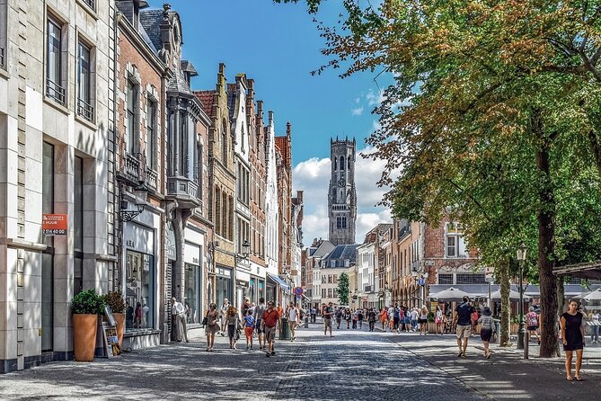 Walking tour of Bruges with boat option and/or beer tasting - Minnewater Lake and the Beguinage
